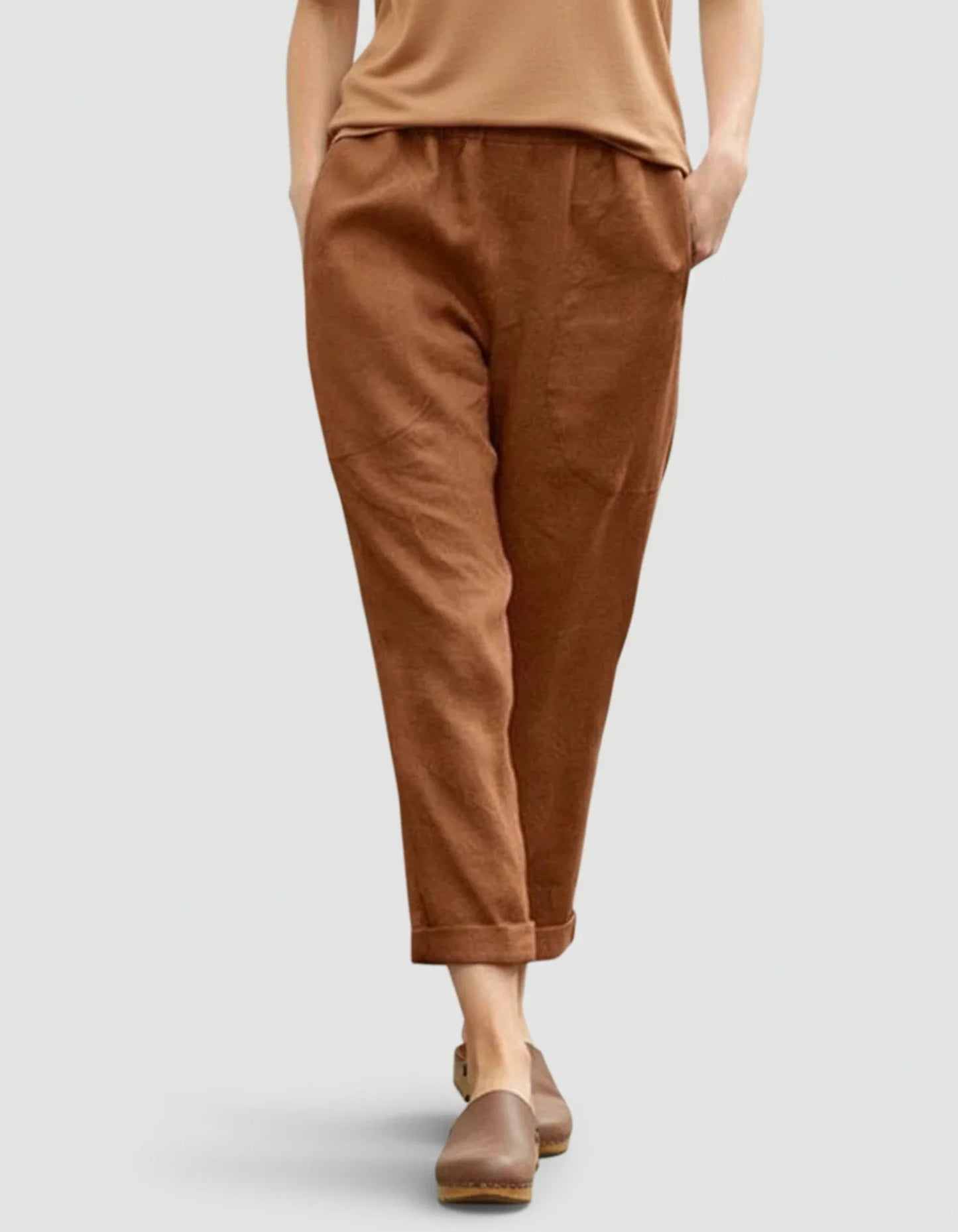 Relaxed Lounge Pants for Women | Cropped Casual Design