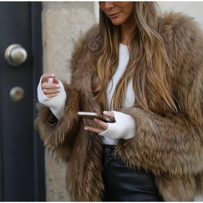 Elegant Faux Fur Jacket for Women | Luxurious Short Statement Layer