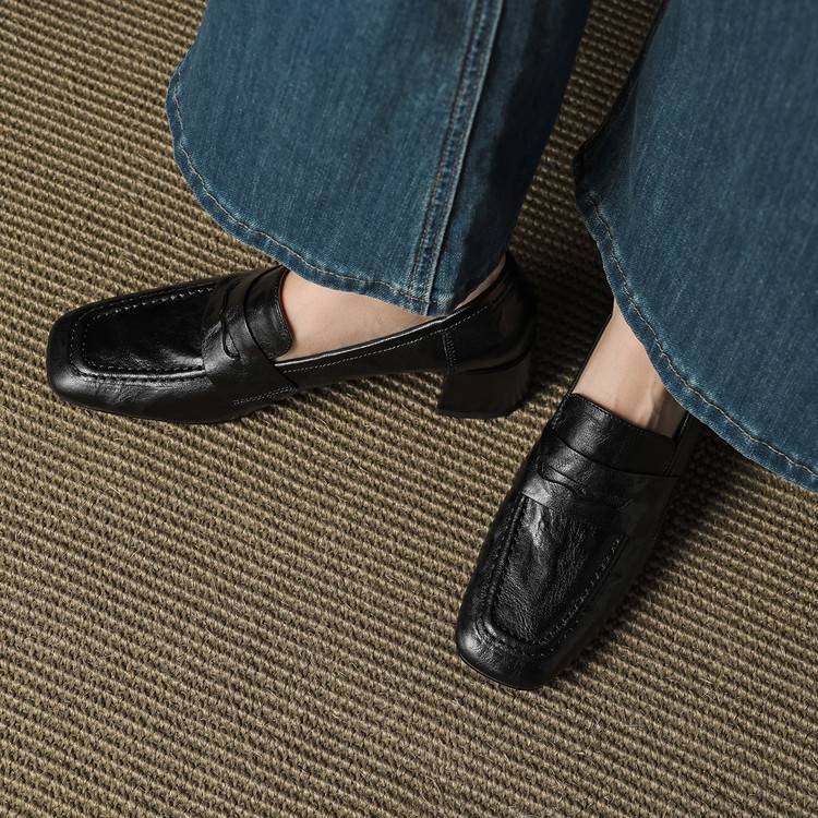 Classic Block Heel Loafers for Women | Timeless Slip-On Pumps